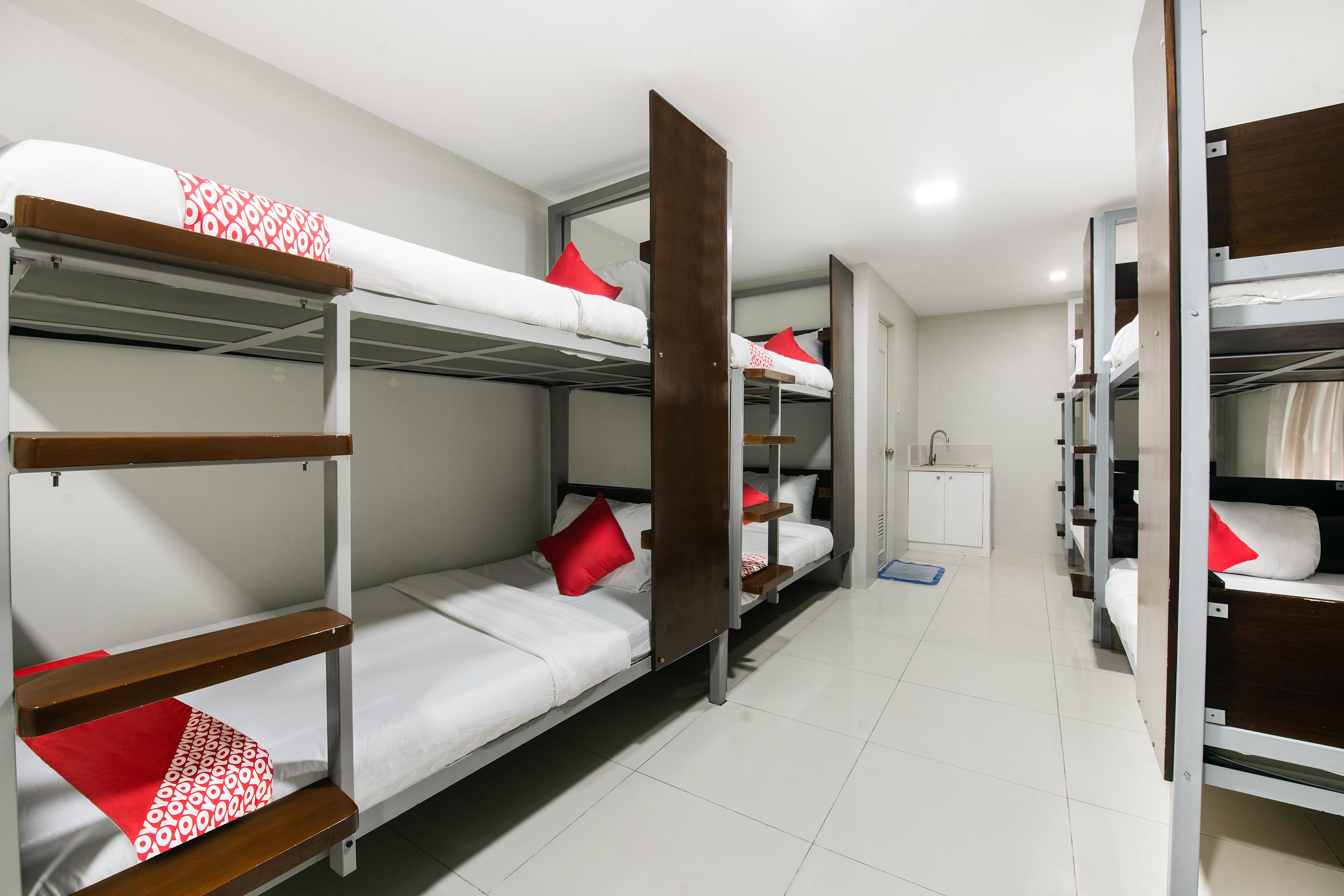 Oyo 152 Sangco Condotel 3*